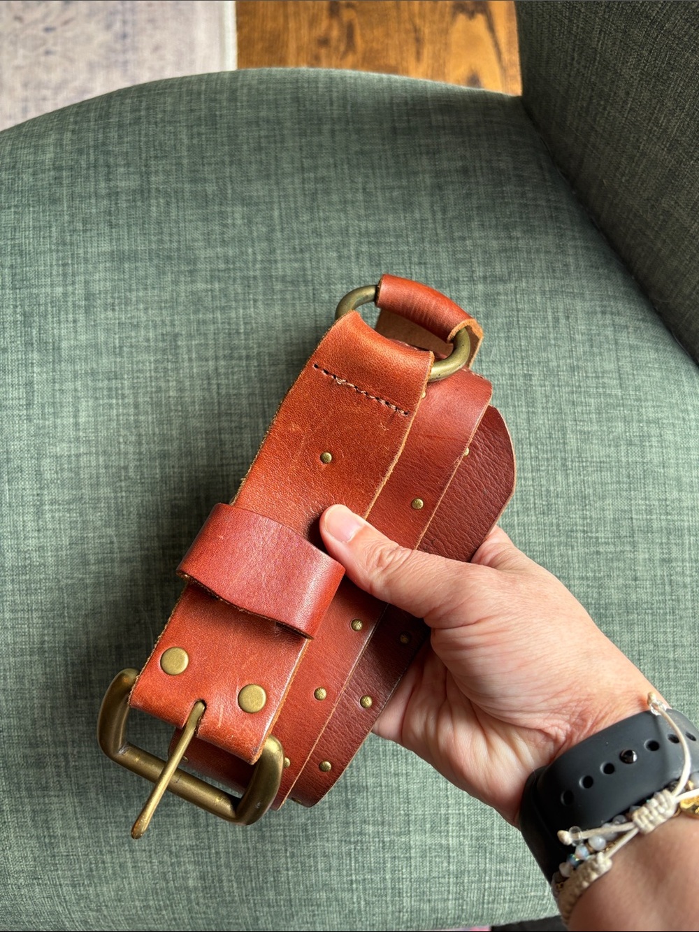 Lucky brand vintage leather Brown Belt with Brass accents women’s small EUC cool